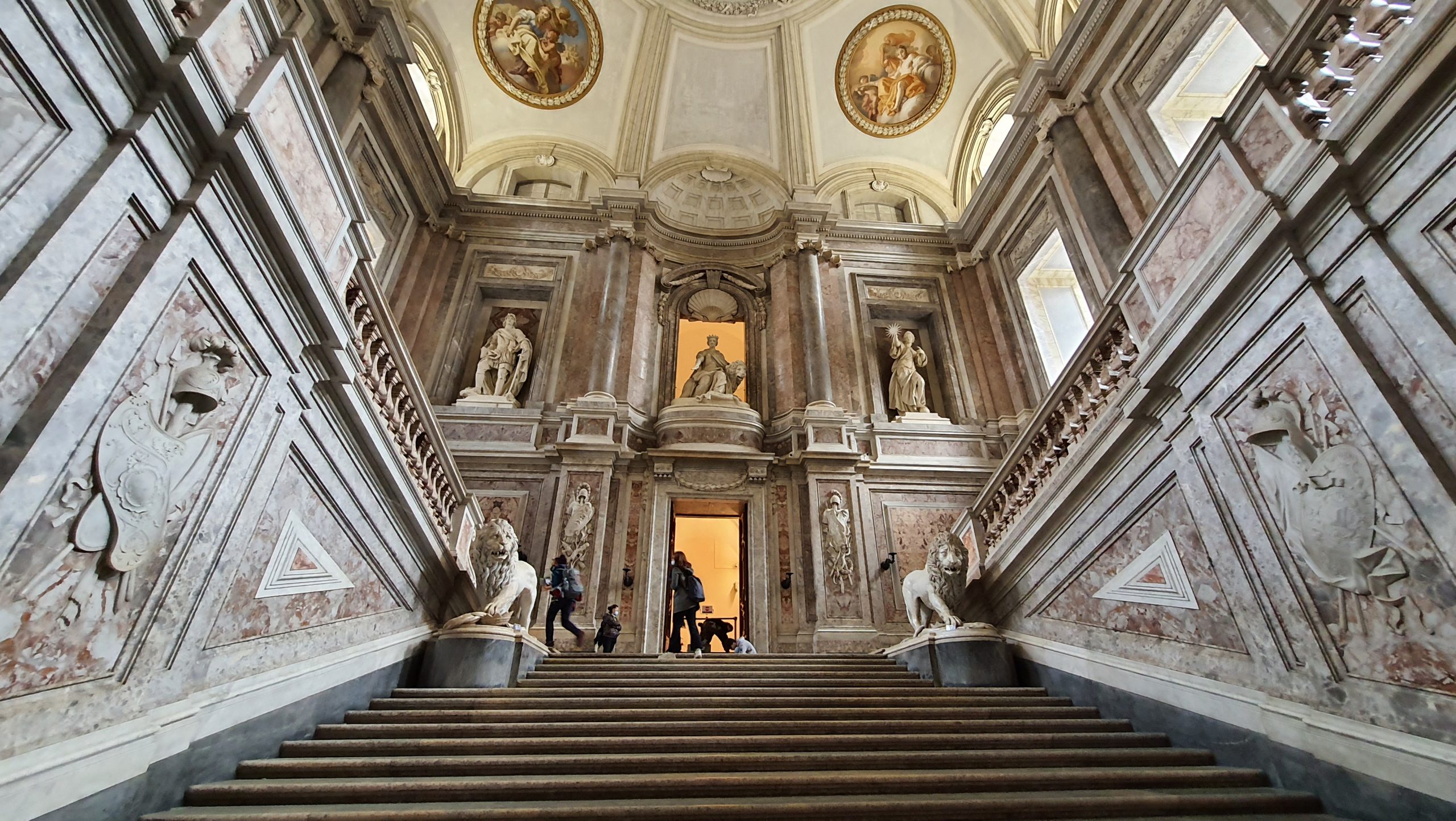 Reggia di Caserta scale