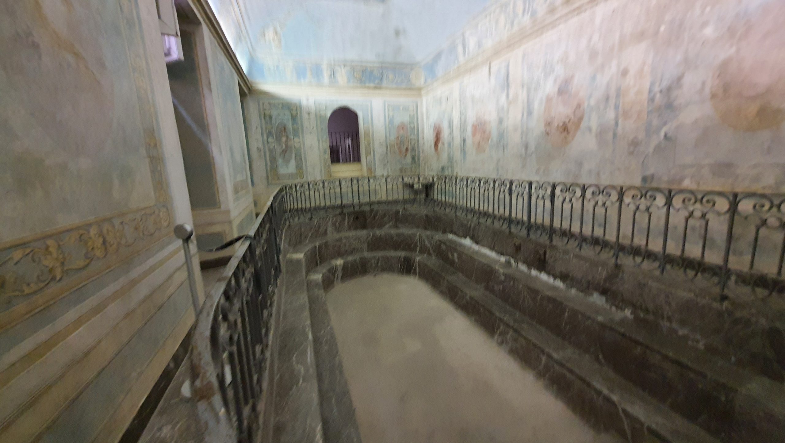San Leucio vasca